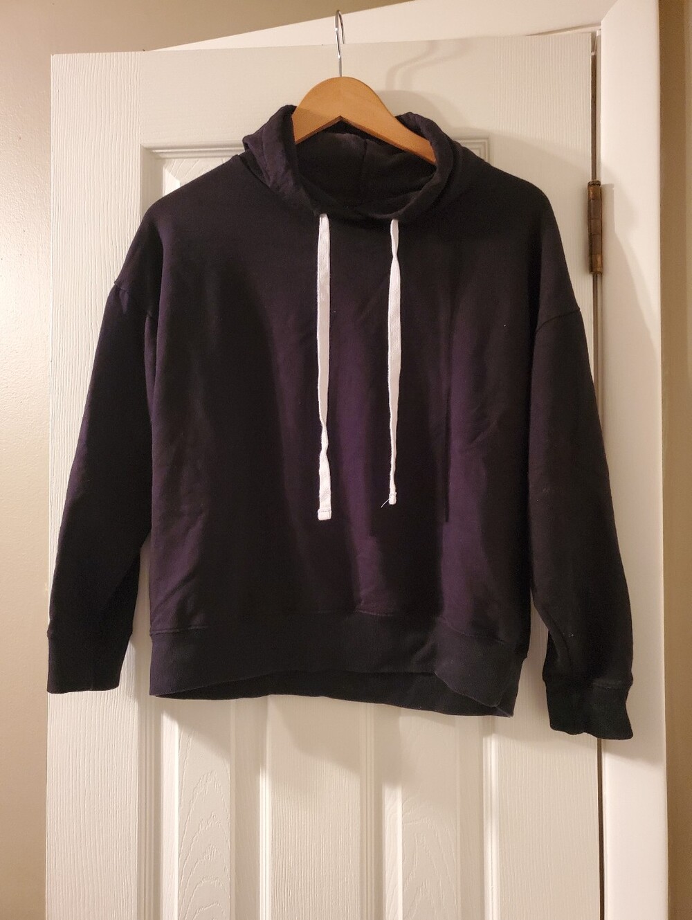 Buffalo David Bitton Womens Black Pullover Hoodie White Drawstrings Small Preown